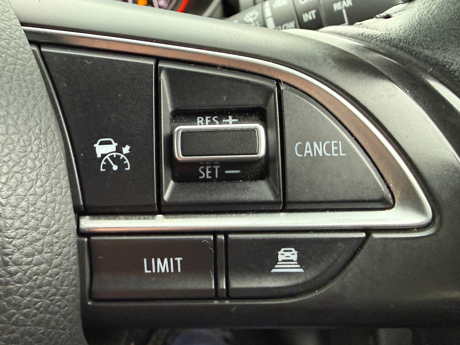 Used Suzuki Swift 2021 for sale - 77606715: Photo 21