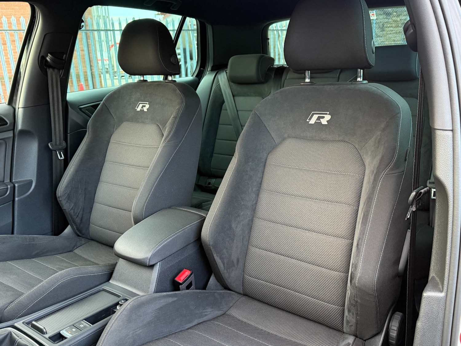 Used Volkswagen Golf 2018 for sale - 77045412: Photo 8