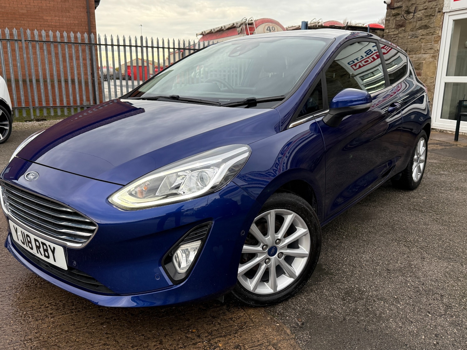 Used Ford Fiesta 2018 for sale - 76719088: Photo 2