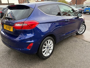 Used Ford Fiesta 2018 for sale - 76719088: Photo
