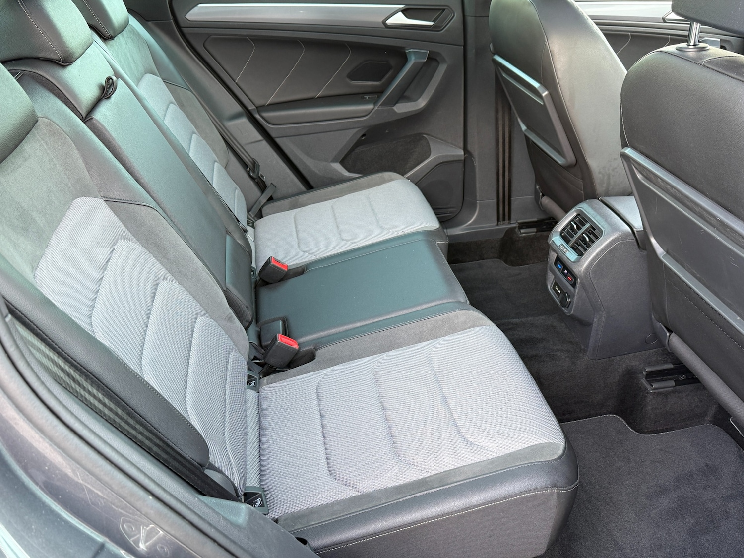 Used Volkswagen Tiguan 2020 for sale - 77653196: Photo 19