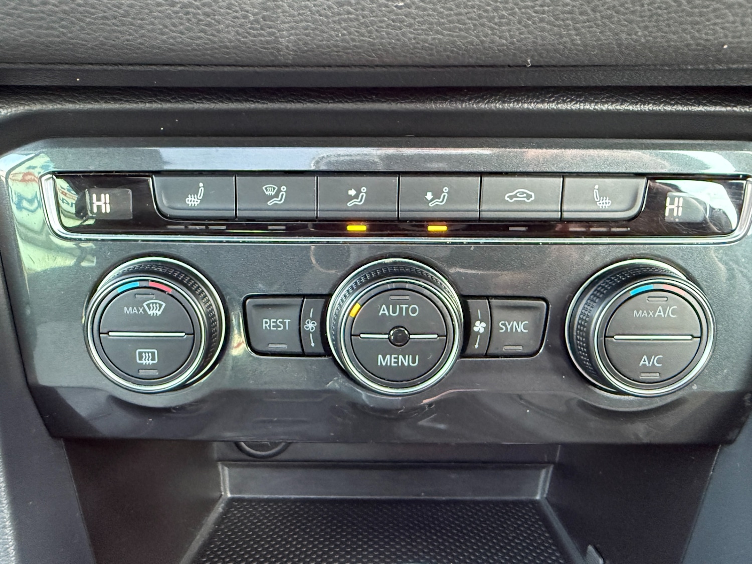 Used Volkswagen Tiguan 2020 for sale - 77653196: Photo 23