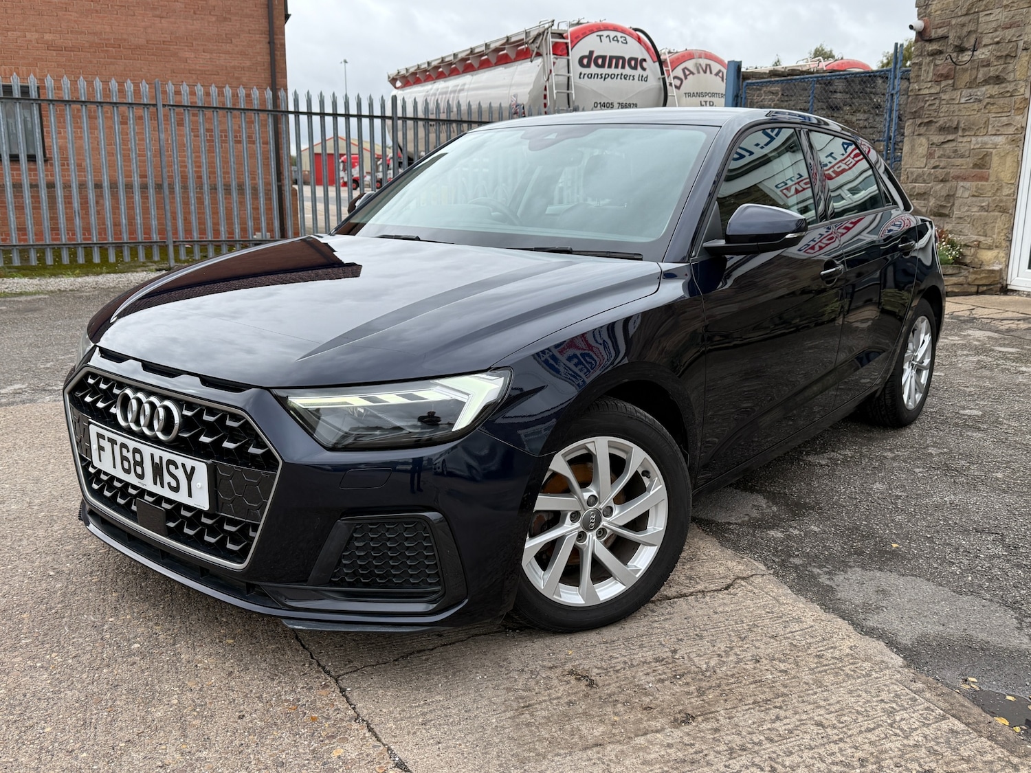 Used Audi A1 2019 for sale - 76176782: Photo 2