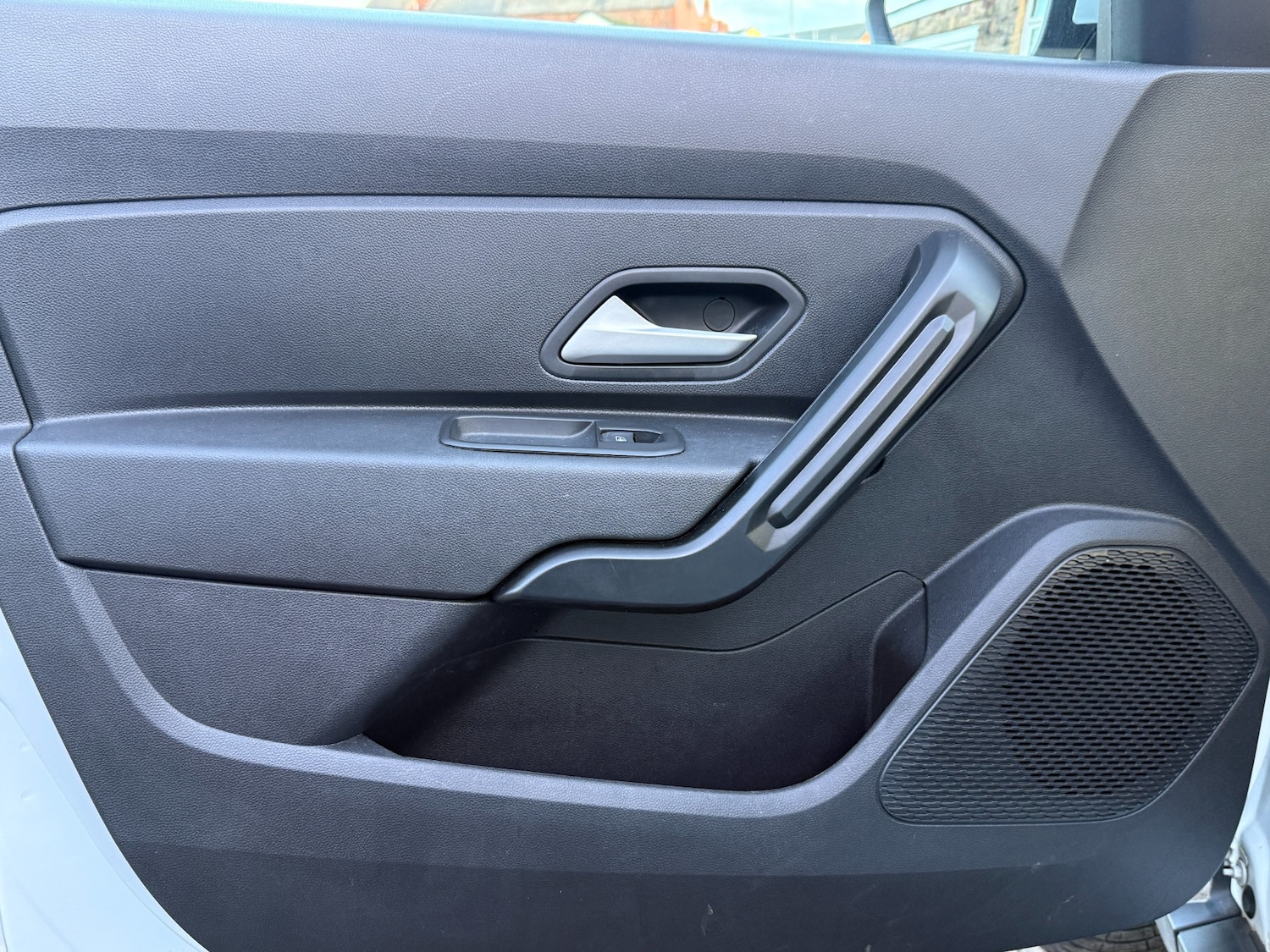 Used Dacia Duster 2023 for sale - 77261890: Photo 45