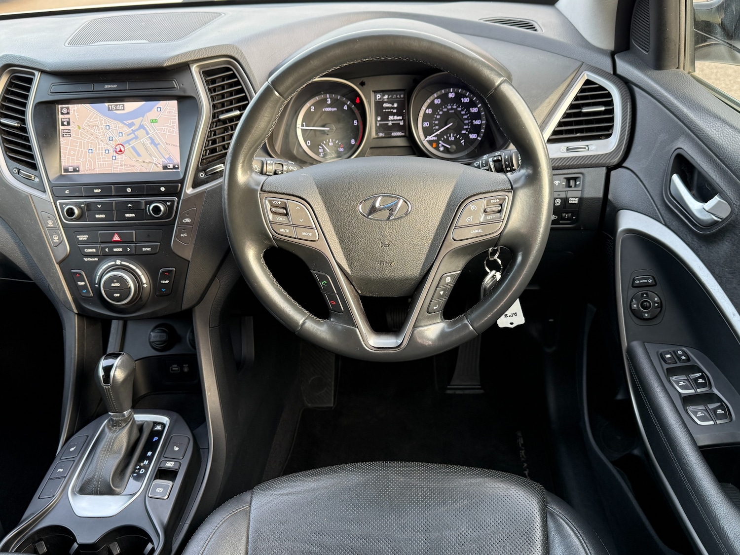 Used Hyundai Santa Fe 2017 for sale - 77776568: Photo 12