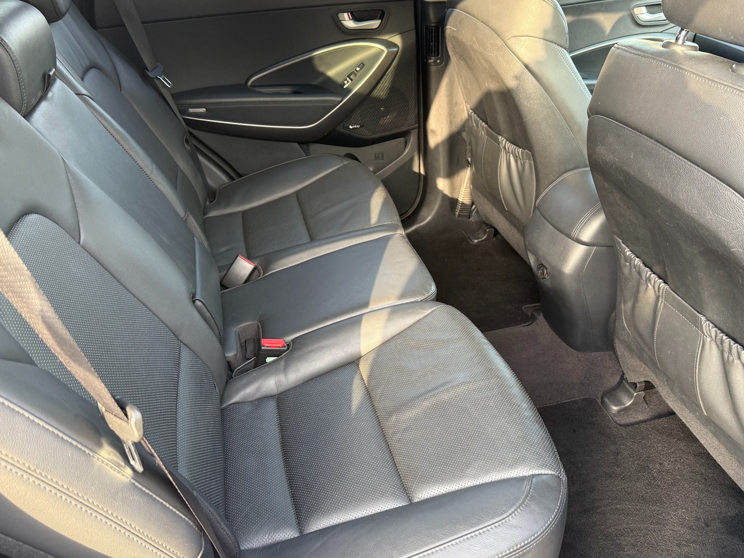 Used Hyundai Santa Fe 2017 for sale - 77776568: Photo 17