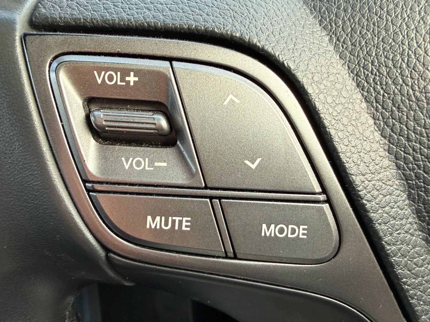 Used Hyundai Santa Fe 2017 for sale - 77776568: Photo 21