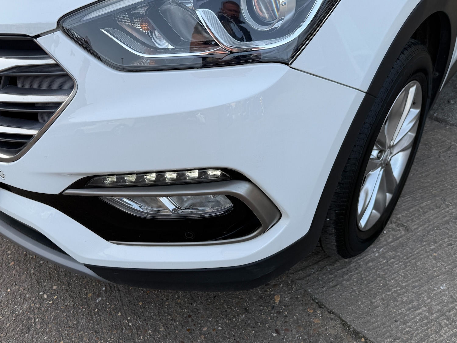 Used Hyundai Santa Fe 2017 for sale - 77776568: Photo 33