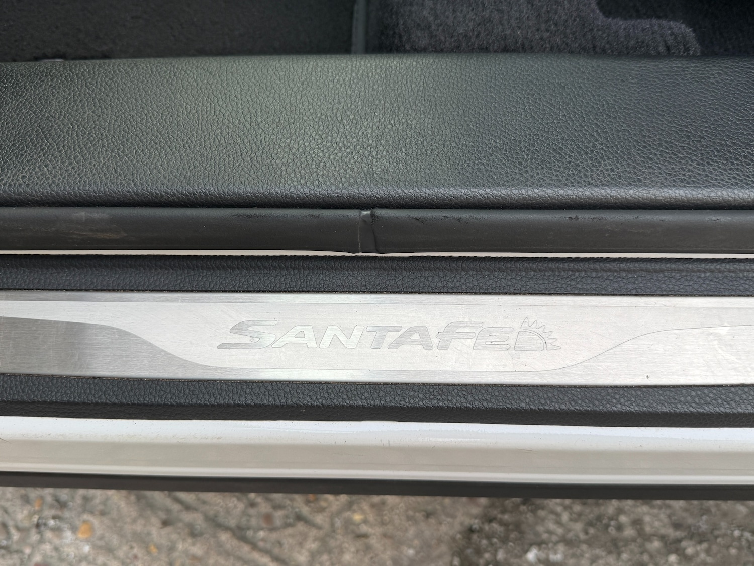 Used Hyundai Santa Fe 2017 for sale - 77776568: Photo 38