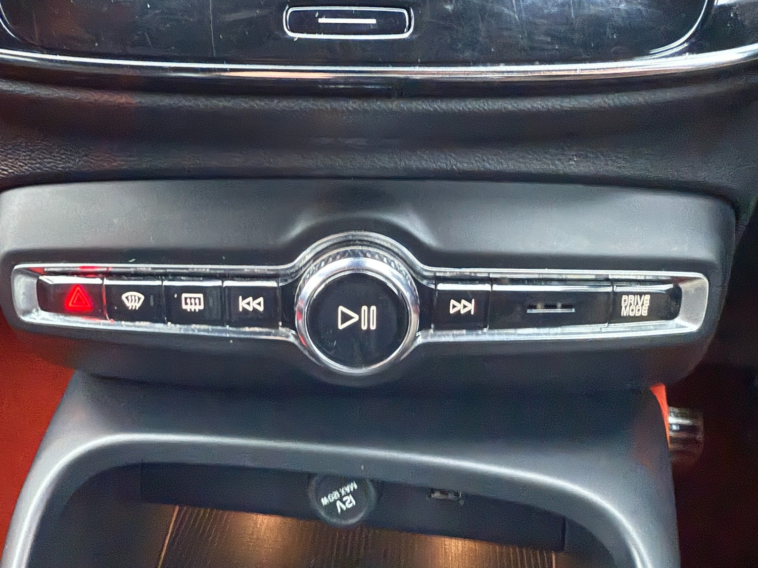 Used Volvo XC40 2021 for sale - 76449337: Photo 17