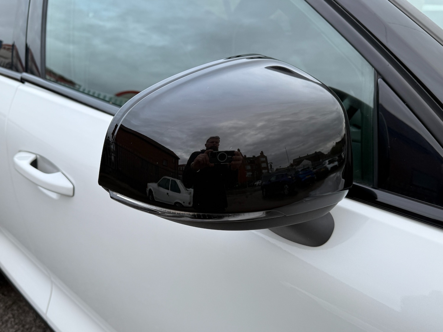 Used Volvo XC40 2021 for sale - 76449337: Photo 34