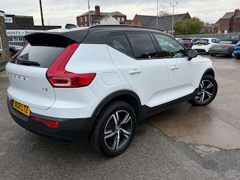 Used Volvo XC40 2021 for sale - 76449337: Photo