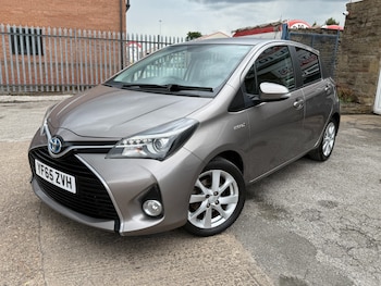 Used Toyota Yaris 2015 for sale - 75306216: Photo