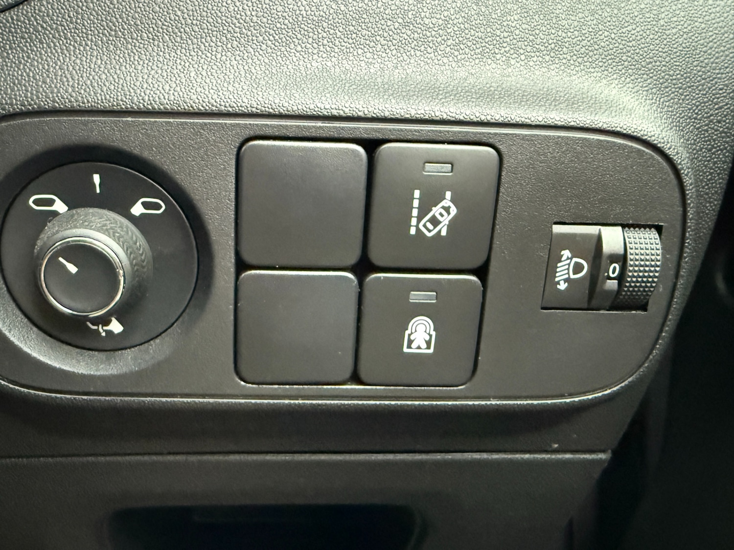 Used Citroen C3 2019 for sale - 76553913: Photo 17