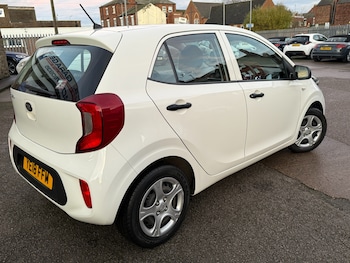 Used Kia Picanto 2018 for sale - 76734614: Photo