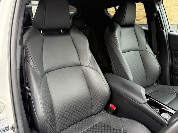 Used Toyota C-HR 2020 for sale - 76101165: Photo 6