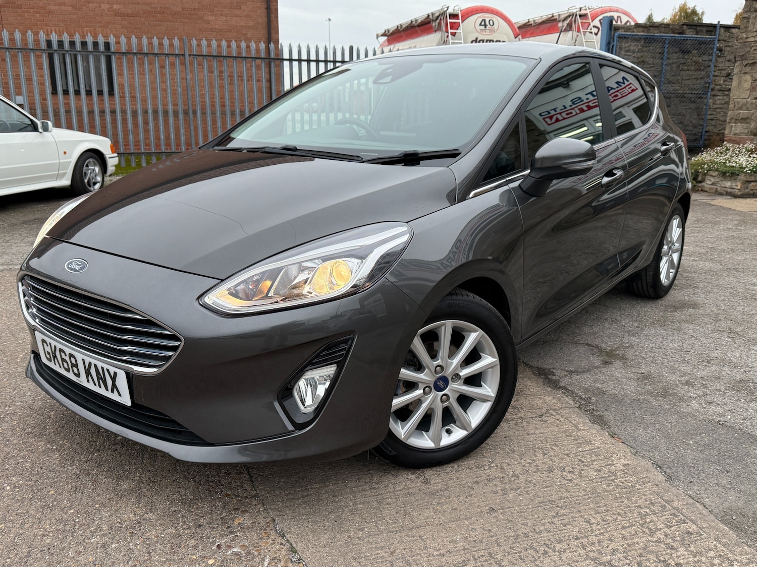 Used Ford Fiesta 2018 for sale - 76415318: Photo 2