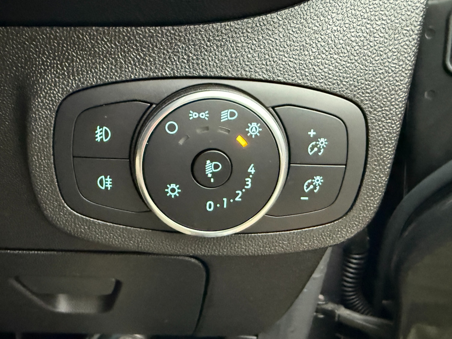 Used Ford Fiesta 2018 for sale - 76415318: Photo 23