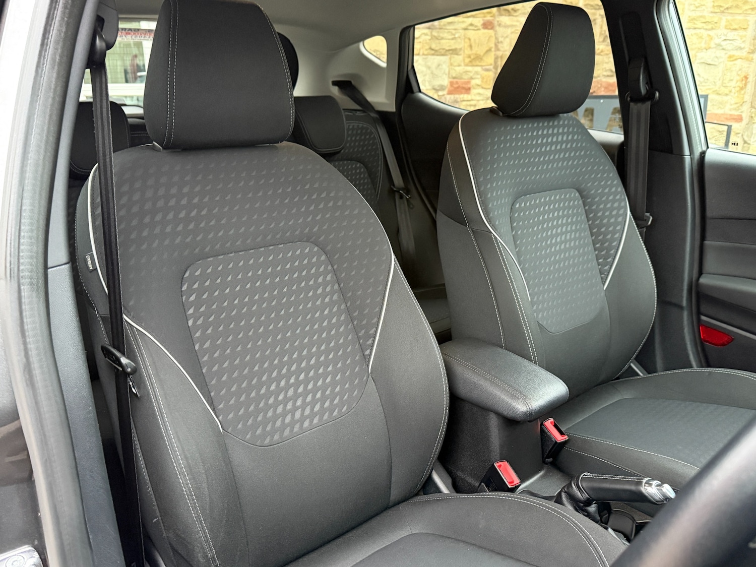 Used Ford Fiesta 2018 for sale - 76415318: Photo 6