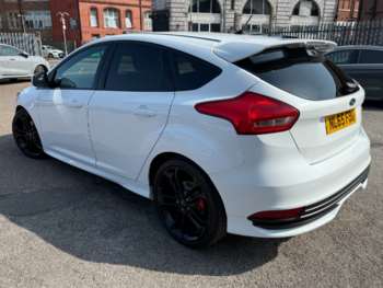 Used Ford Focus 2015 for sale - 74952914: Photo
