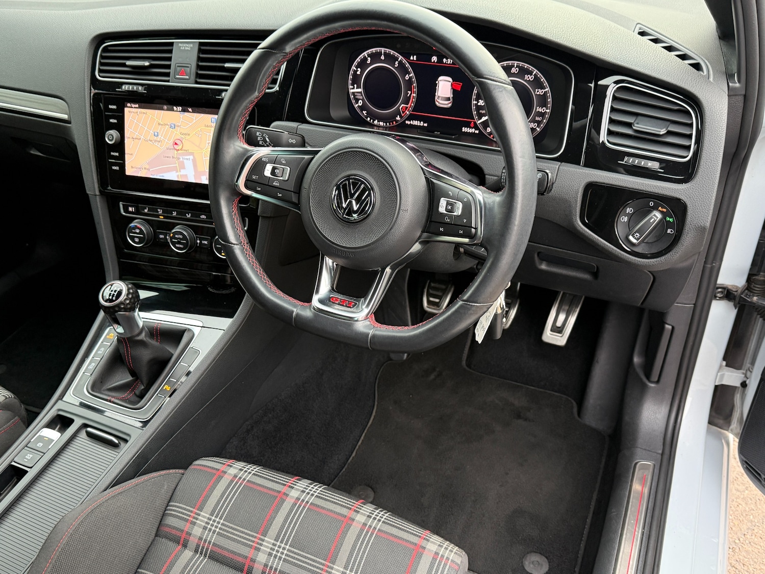 Used Volkswagen Golf 2018 for sale - 77170818: Photo 5