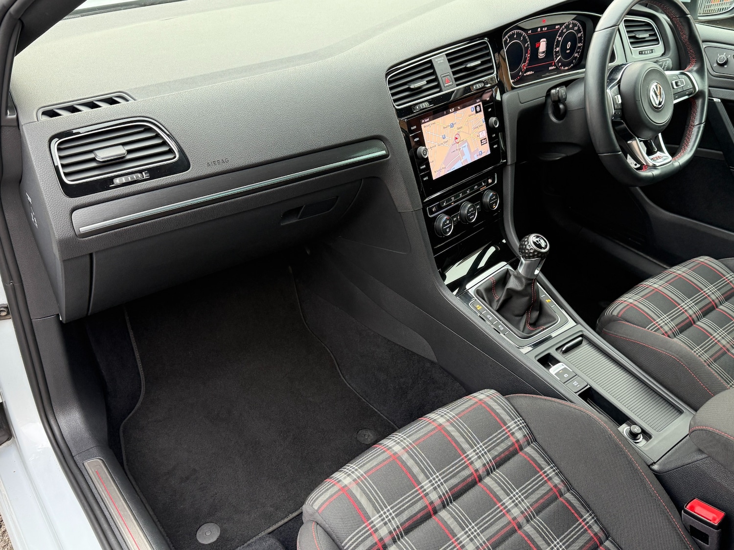 Used Volkswagen Golf 2018 for sale - 77170818: Photo 7