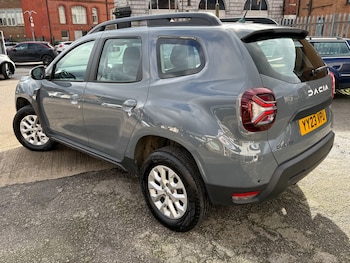Used Dacia Duster 2023 for sale - 77568464: Photo