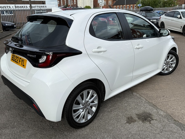 Used Toyota Yaris 2022 for sale - 75038249: Photo 3