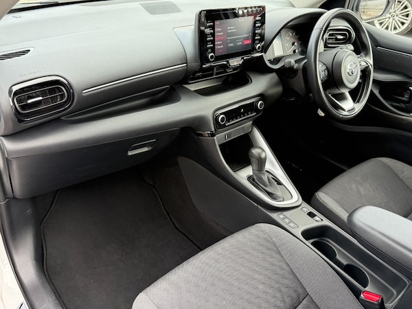 Used Toyota Yaris 2022 for sale - 75038249: Photo 7