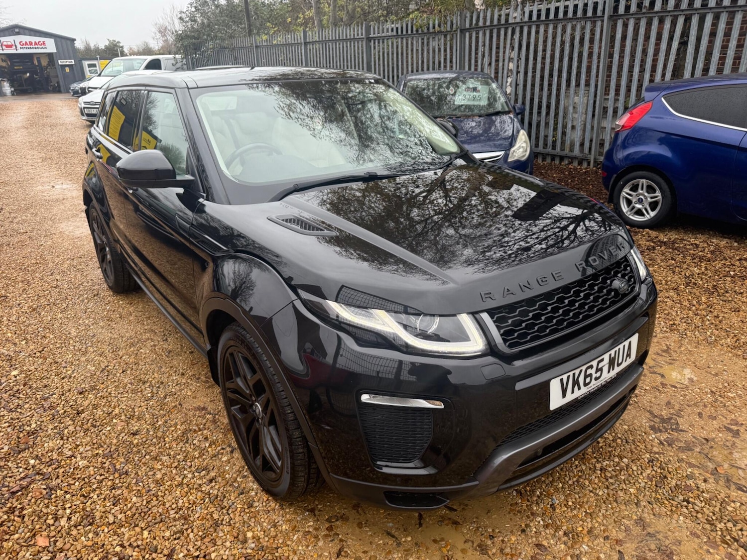 Used Land Rover Range Rover Evoque 2015 for sale - 77574393: Photo 2