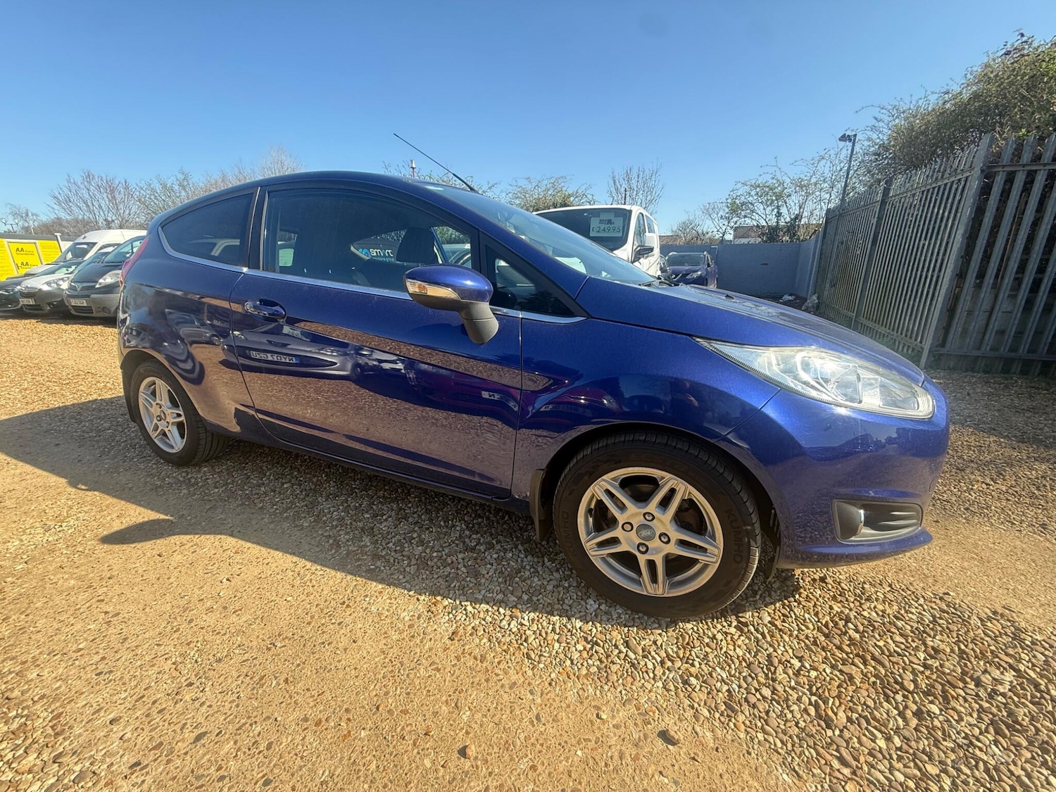 Used Ford Fiesta 2014 for sale - 77940325: Photo 2