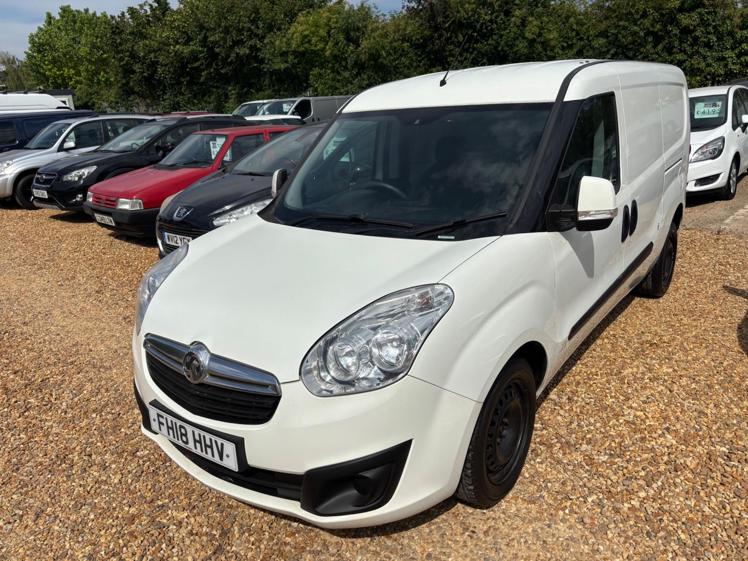 Used Vauxhall Combo for sale - 77574878: Photo 2