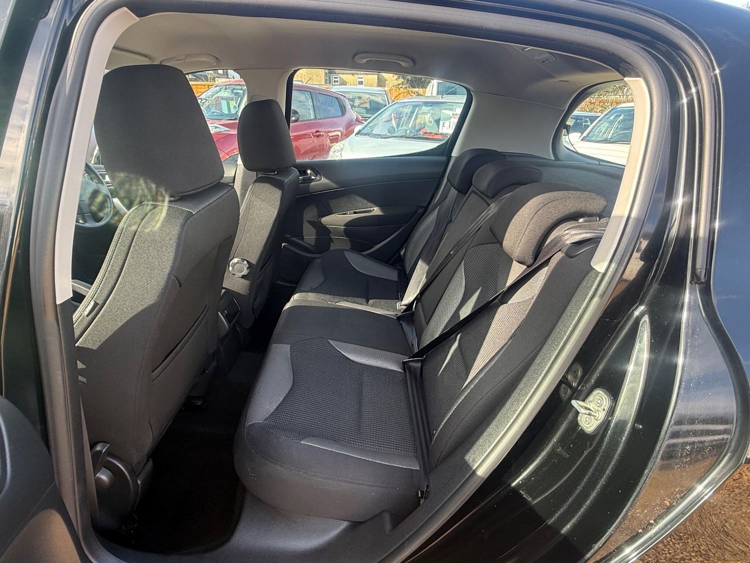 Used Peugeot 308 2012 for sale - 77658004: Photo 15