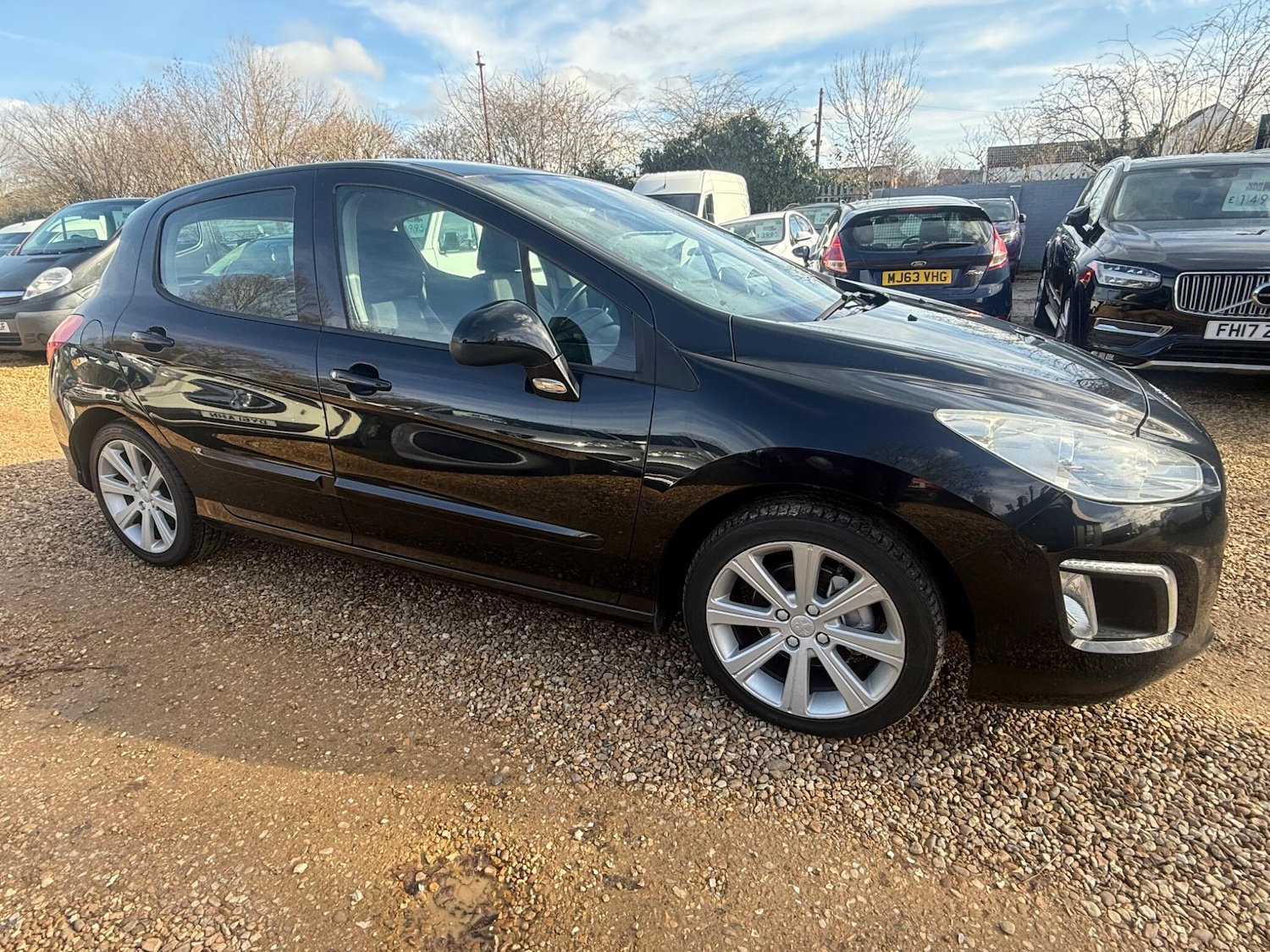 Used Peugeot 308 2012 for sale - 77658004: Photo 2