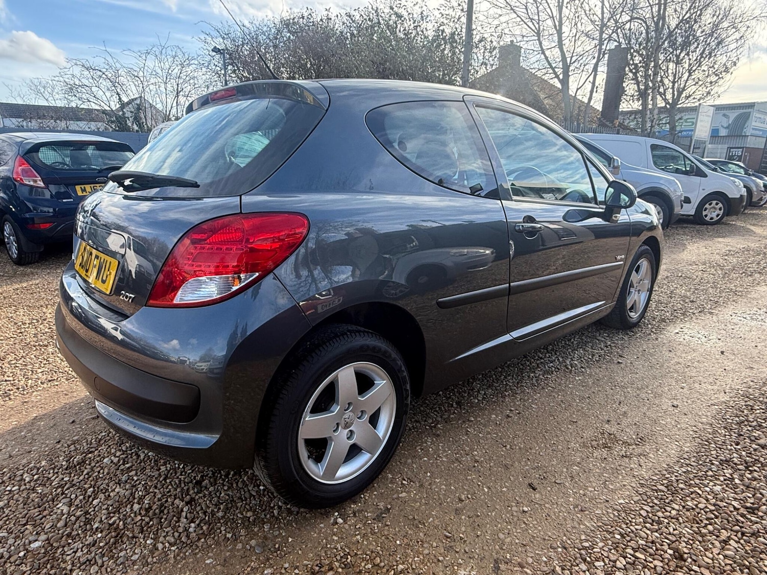 Used Peugeot 207 2010 for sale - 77658329: Photo 5