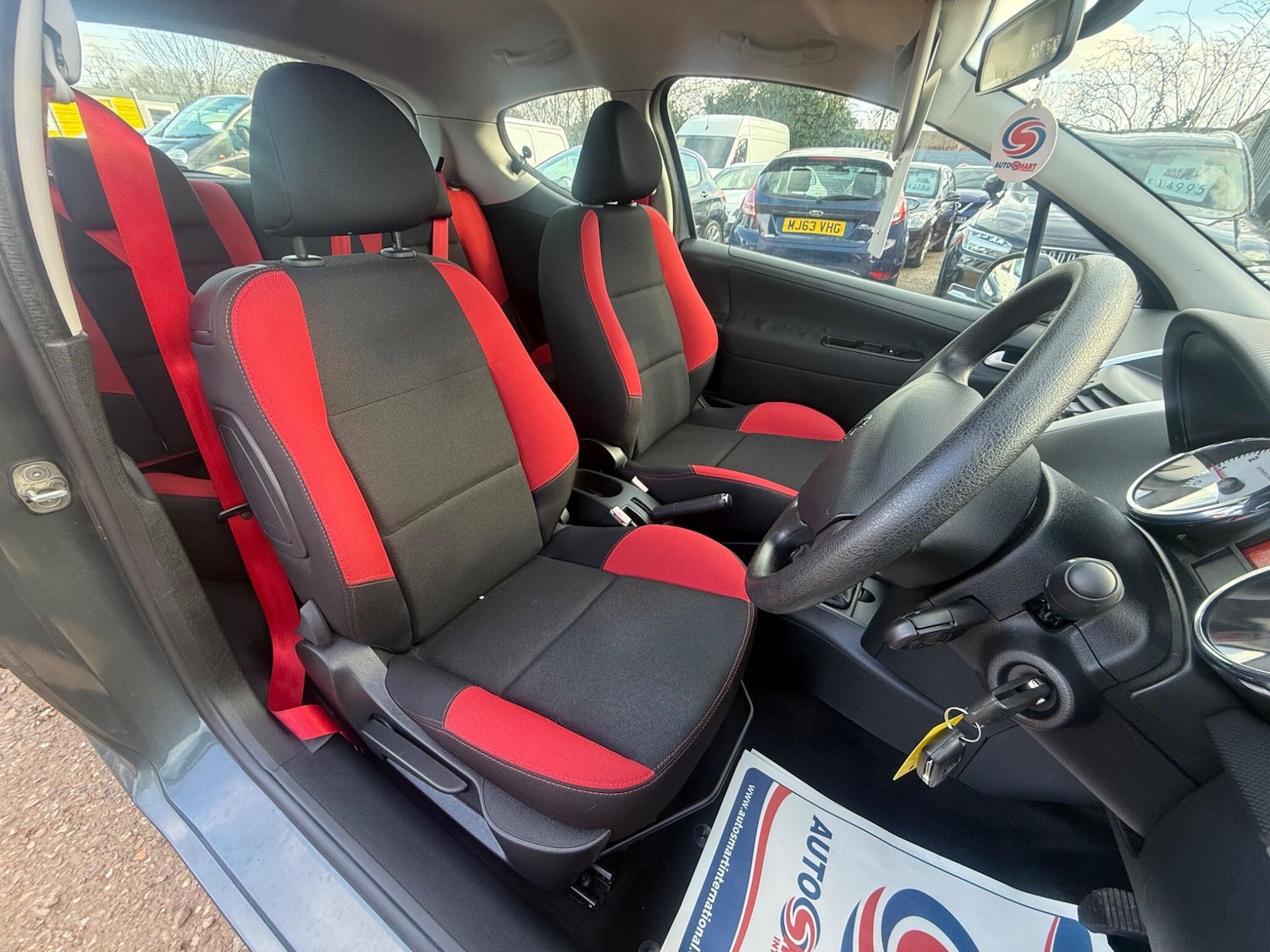 Used Peugeot 207 2010 for sale - 77658329: Photo 6