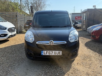 Used Vauxhall Combo 2017 for sale - 77696144: Photo