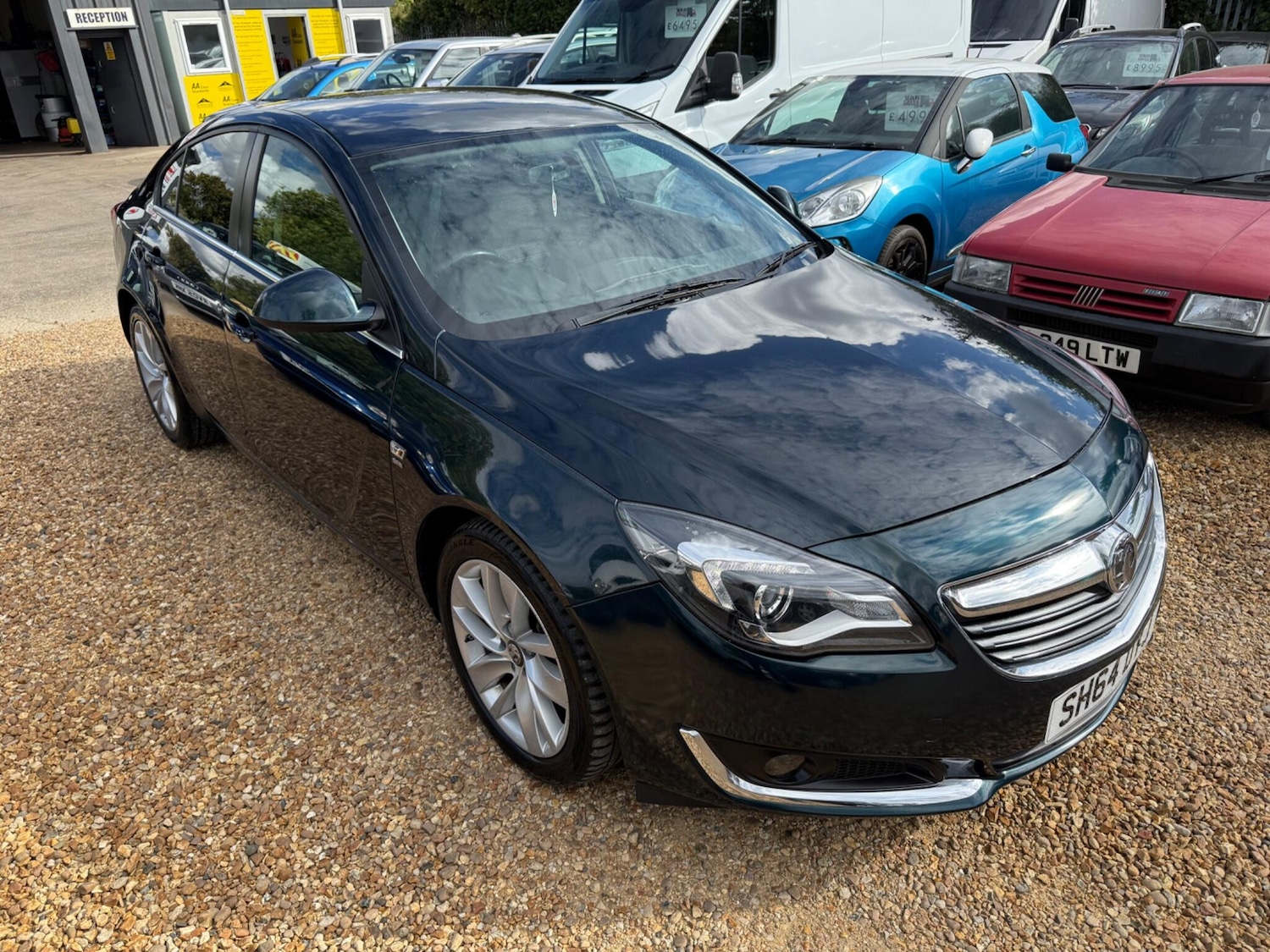 Used Vauxhall Insignia 2014 for sale - 77574409: Photo 2