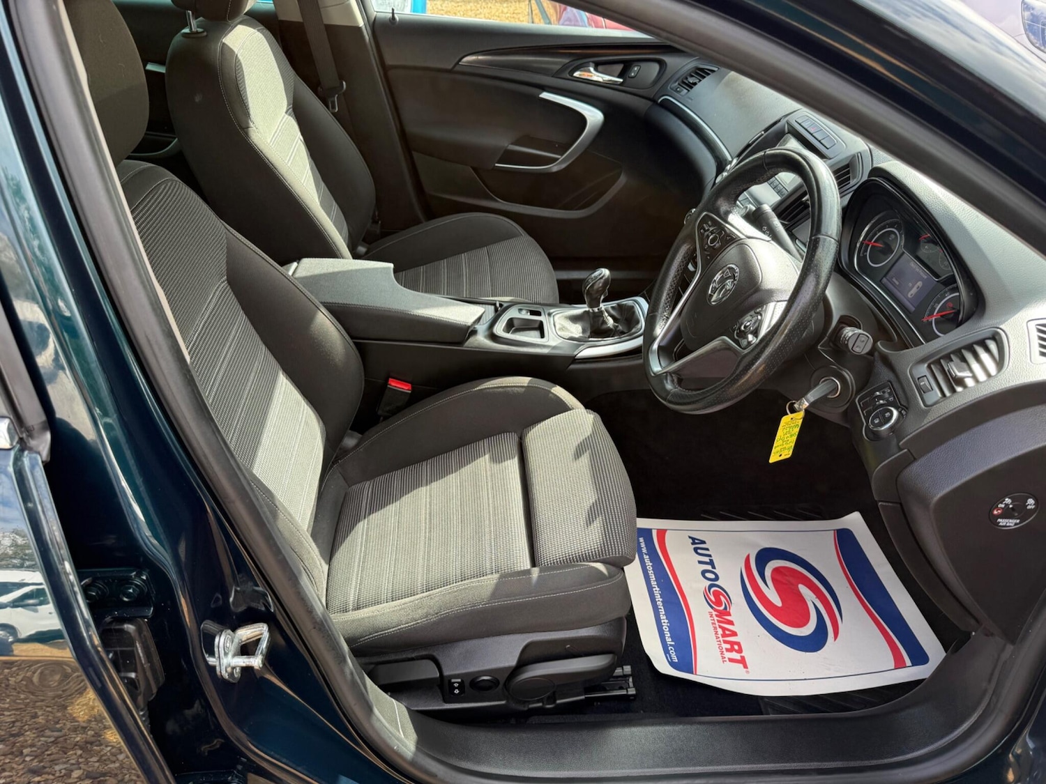 Used Vauxhall Insignia 2014 for sale - 77574409: Photo 8