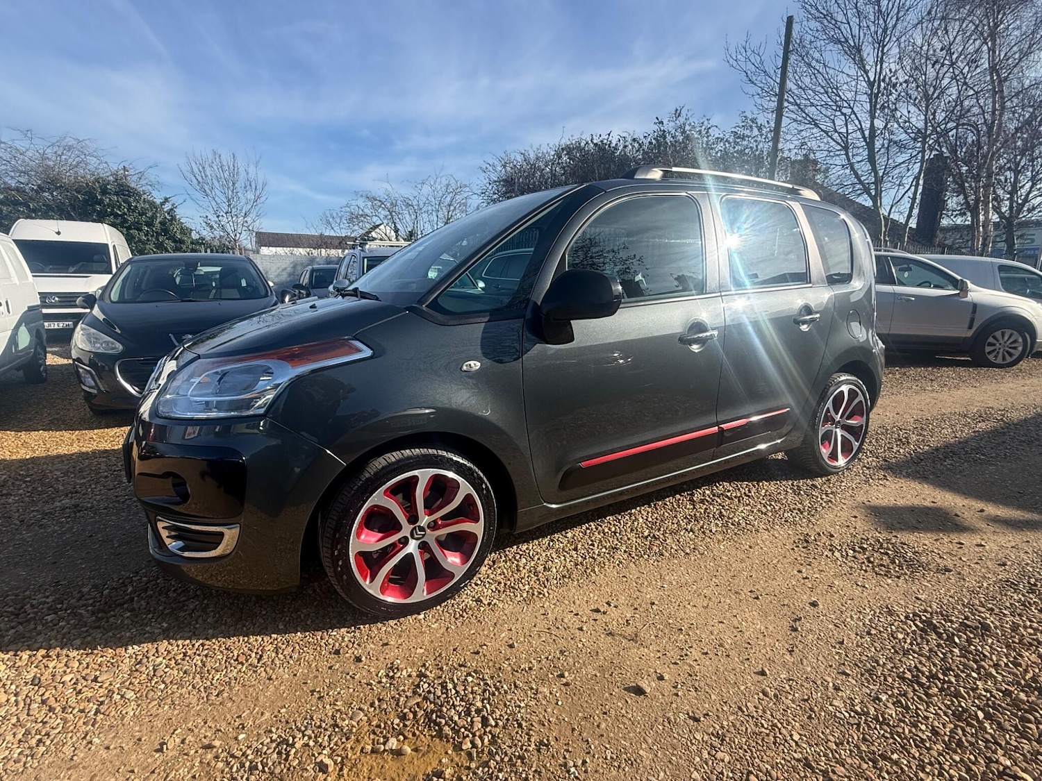 Used Citroen C3 Picasso 2012 for sale - 77574562: Photo 2