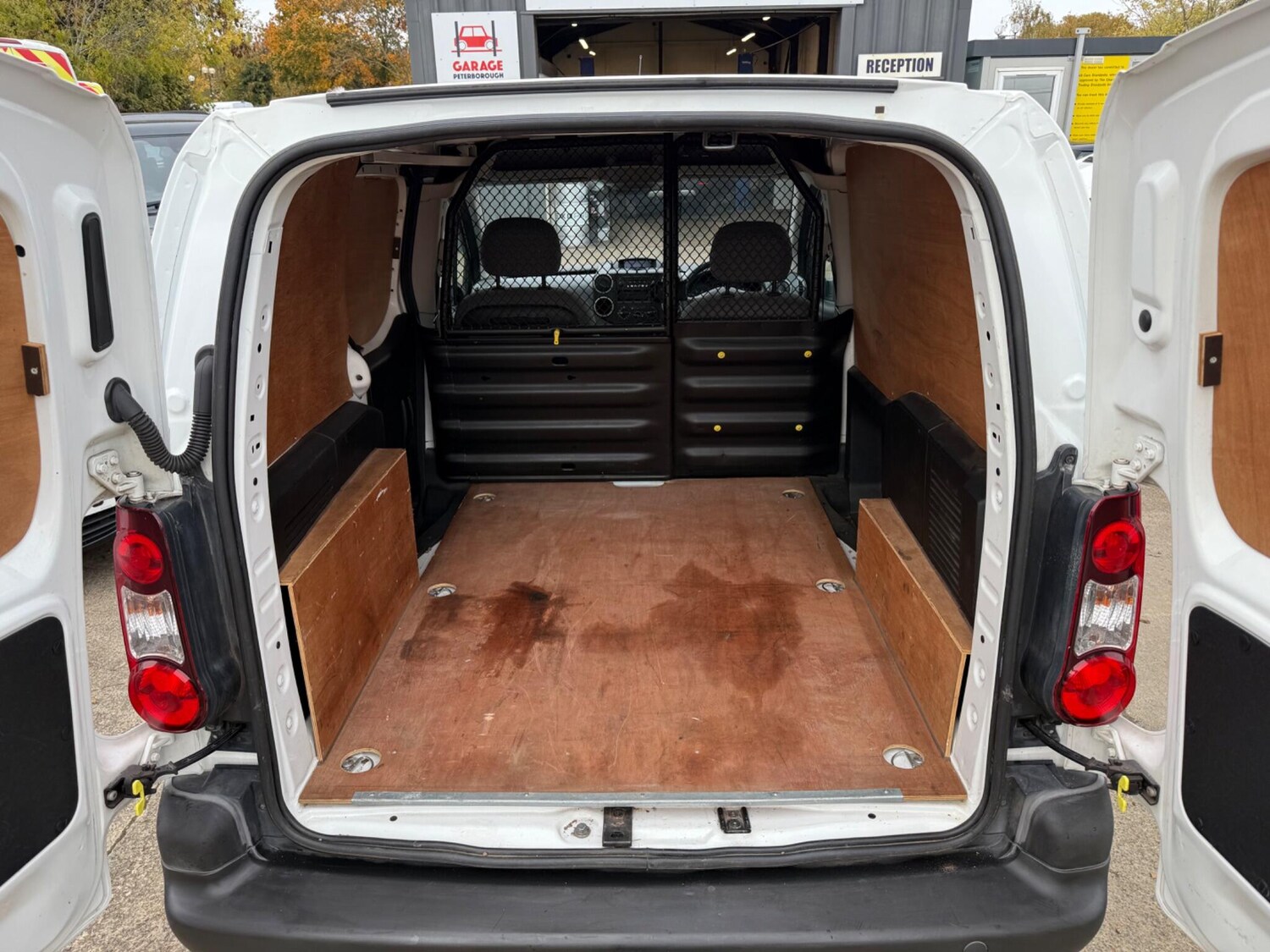 Used Peugeot Partner 2013 for sale - 77574611: Photo 8