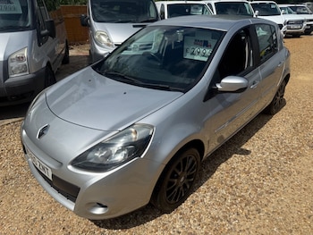 Used Renault Clio 2010 for sale - 78947034: Photo