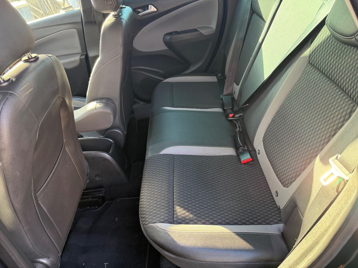 Used Vauxhall Crossland X 2018 for sale - 77574512: Photo 9