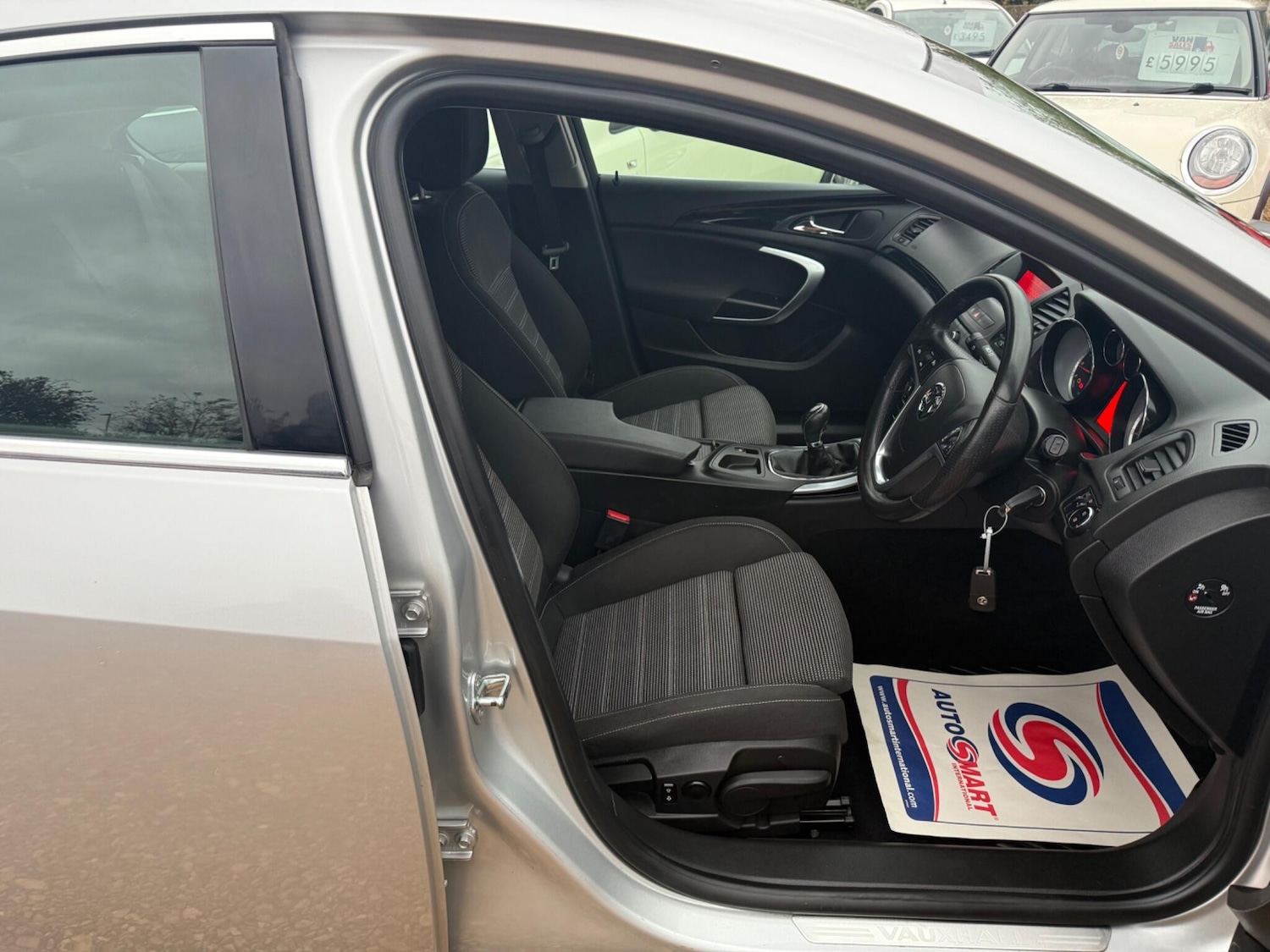 Used Vauxhall Insignia 2012 for sale - 77574529: Photo 7