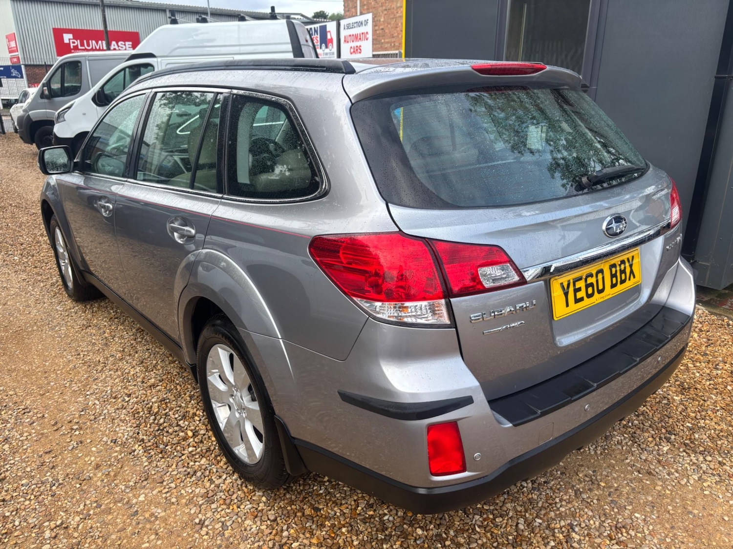 Used Subaru Outback 2010 for sale - 77574831: Photo 4