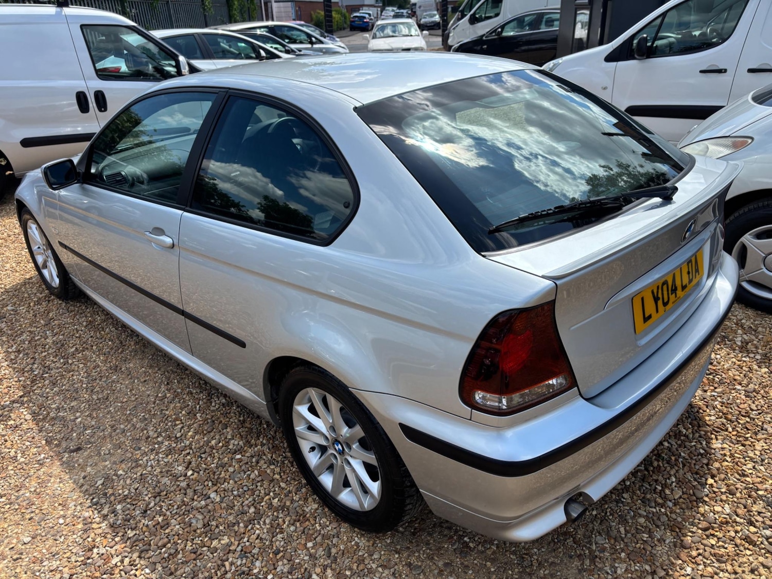 Used BMW 3 Series 2004 for sale - 77549879: Photo 3