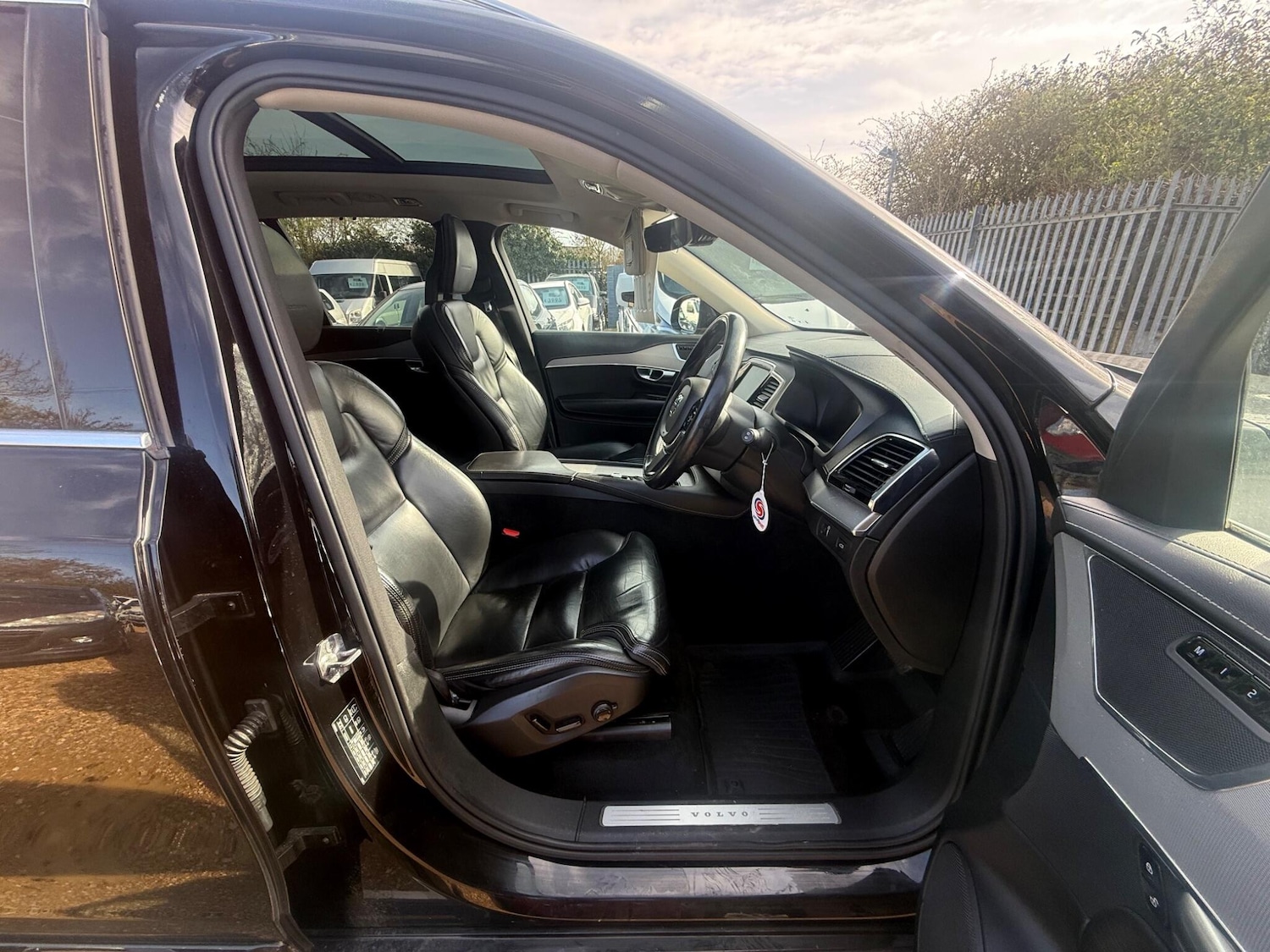 Used Volvo XC90 for sale - 77882451: Photo 9