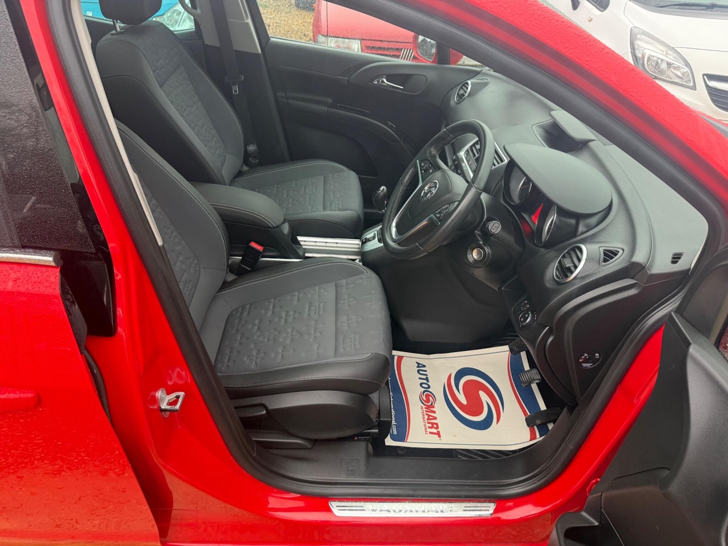 Used Vauxhall Meriva 2015 for sale - 77574842: Photo 8