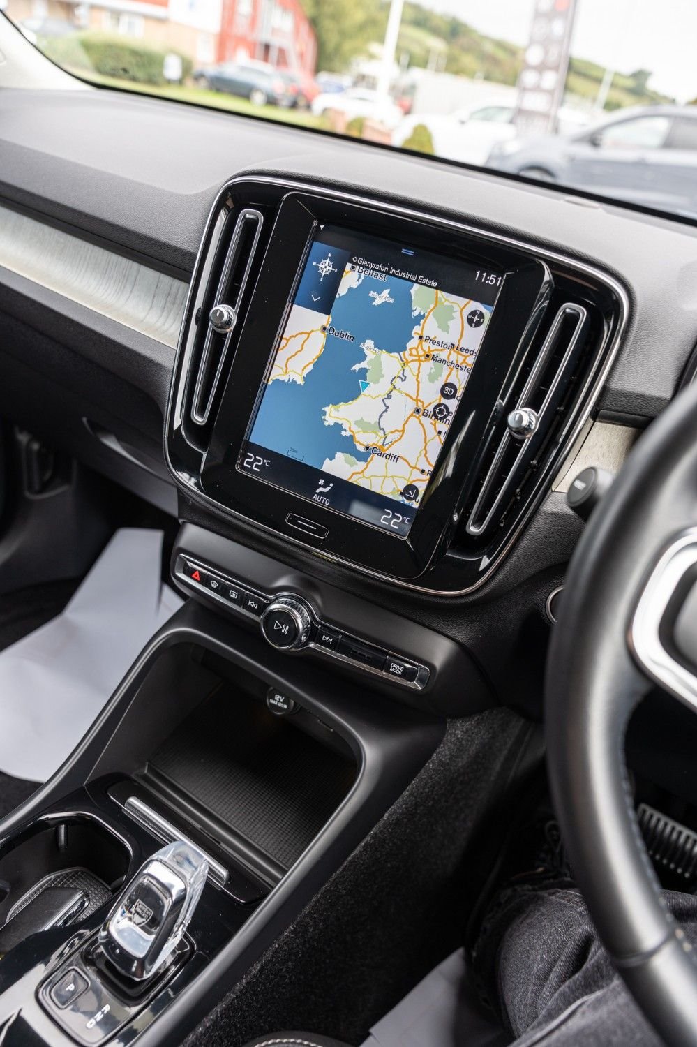 Used Volvo XC40 2018 for sale - 76304199: Photo 9