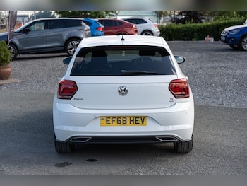 Used Volkswagen Polo 2018 for sale - 79059601: Photo